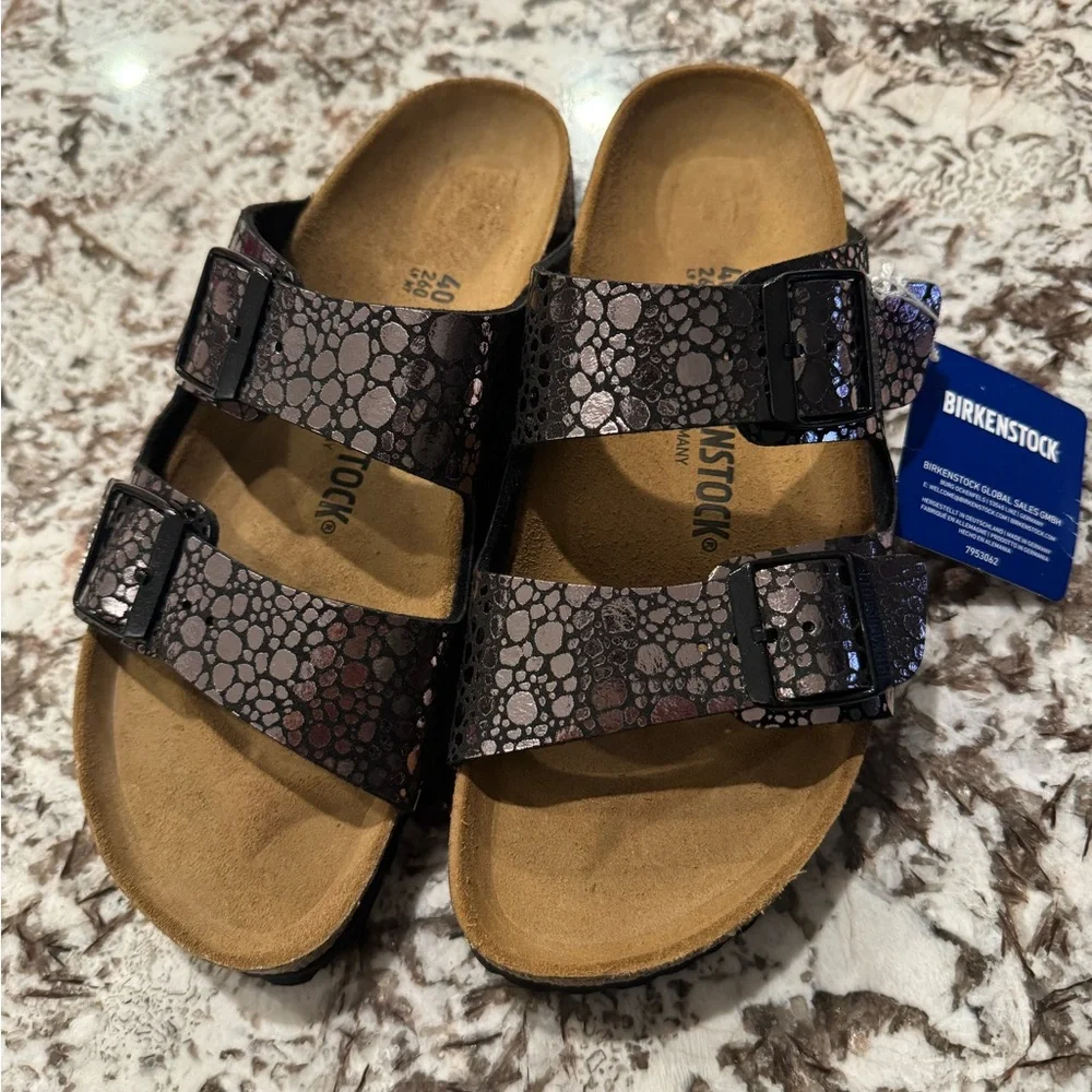 Birkenstock Sandals 🖤 - Picture 6 of 11